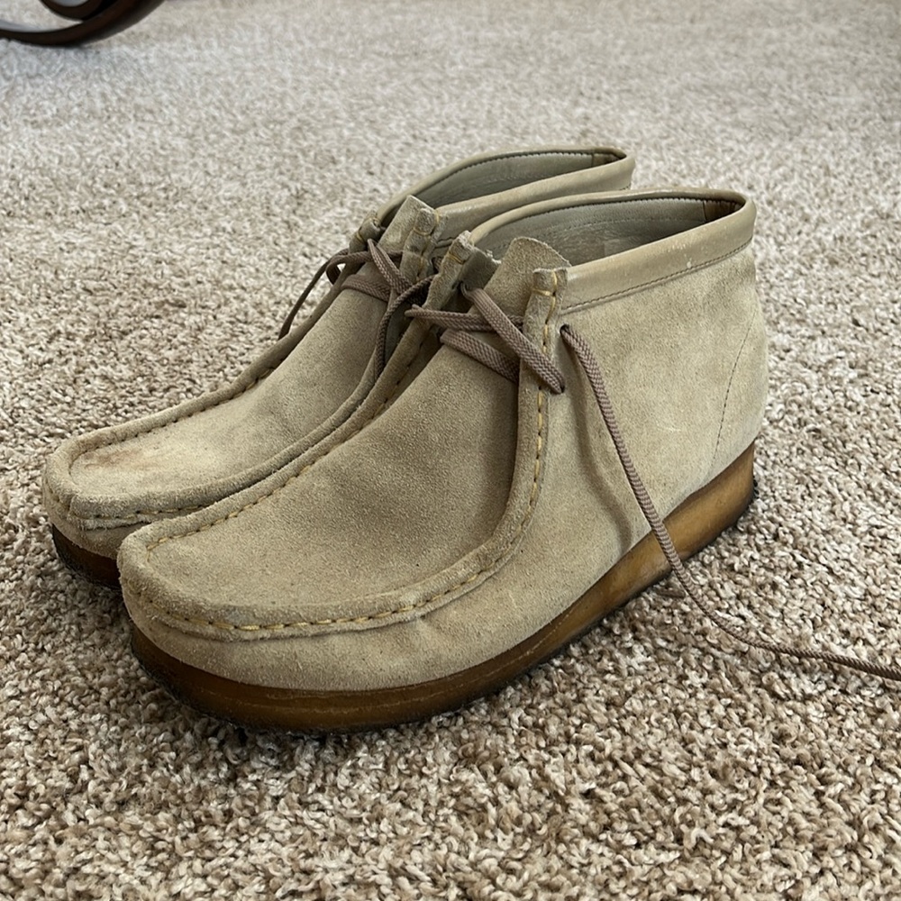 Clark’s Originals Wallabees - Men’s 10.5